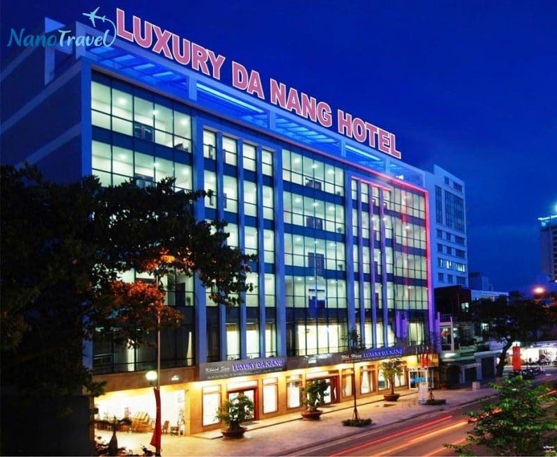  Khách sạn Luxury Đà Nẵng với  lối kiến trúc hiện đại gồm 7 tầng 