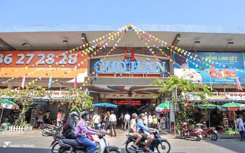 Cổng chào của chợ Hàn Đà Nẵng